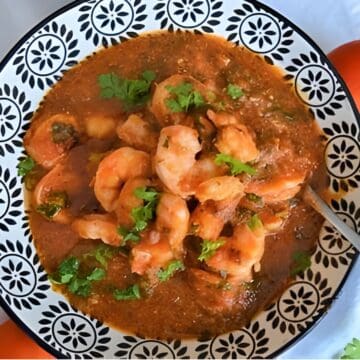 Easy Wonderful Pil Pil Shrimp (Garlic Tomato Shrimp, High-Protein)