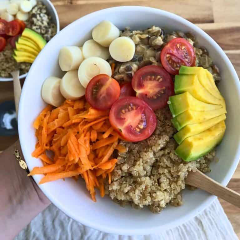 High-Protein Veggie Quinoa Lunch Bowl (Meal Prep Friendly)