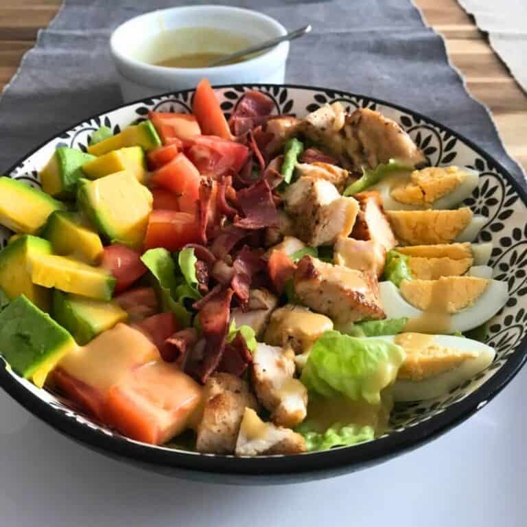 Cobb Salad (Protein-Forward, Keto-Friendly)