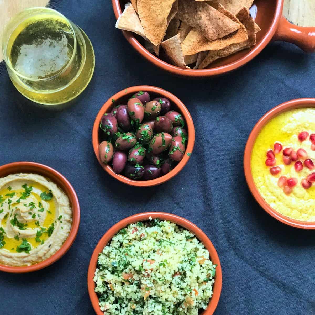 Baba Ganoush (Easy Lebanese Eggplant Dip)