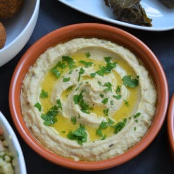 Baba Ganoush (Easy Lebanese Eggplant Dip)