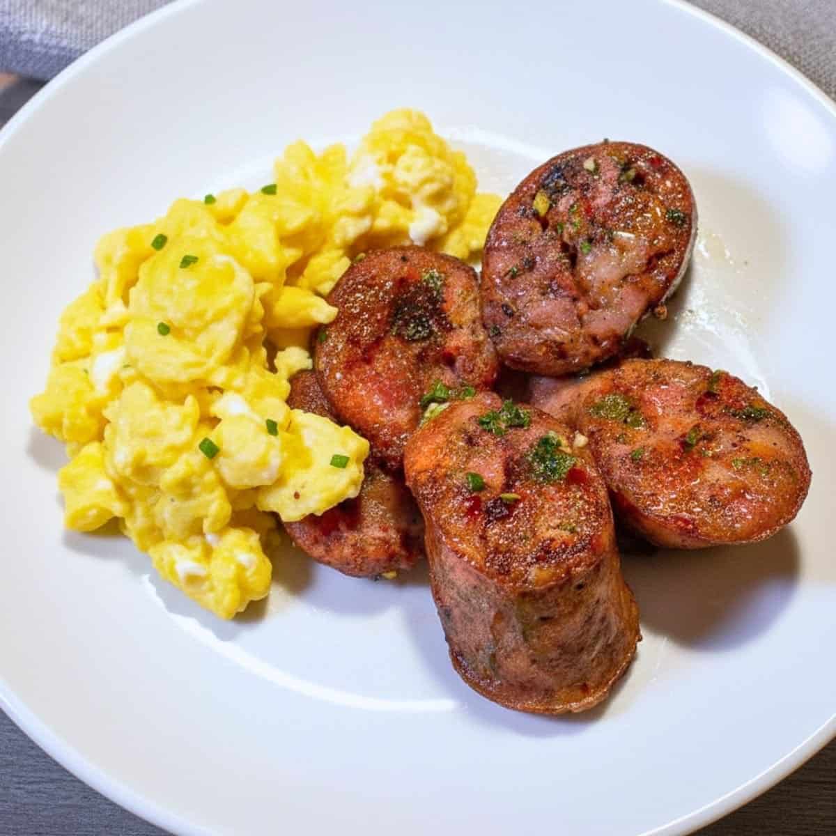 Longaniza Egg Scramble